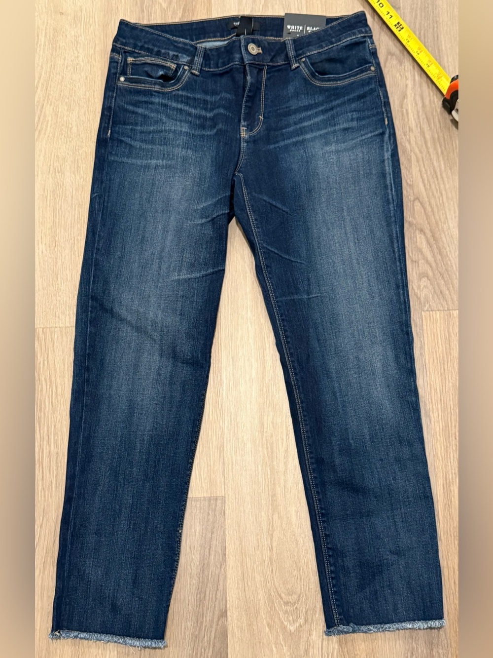 White House Black Market Slim Crop Jeans Size 6 Dark Wash Raw Hem Stretch